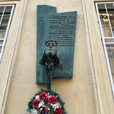 Pilot Otto Smik * Братислава